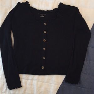 American Eagle Long Sleeved Button Front Tee